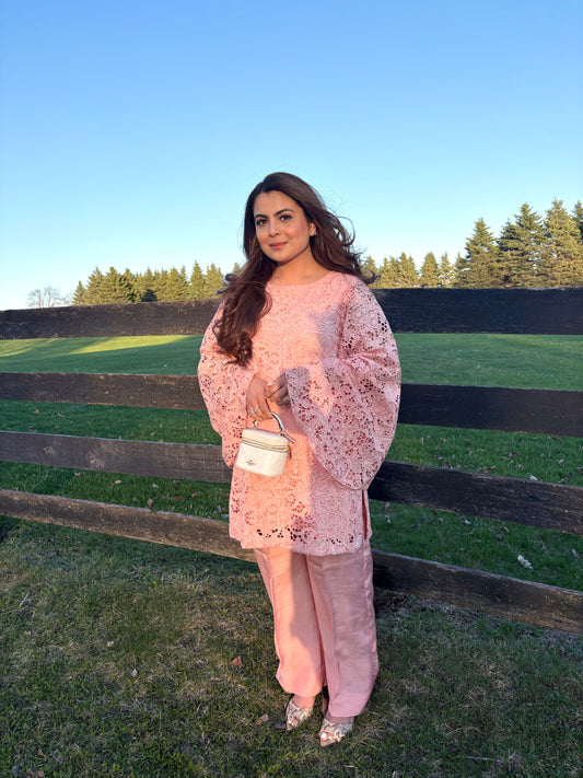 Blush pink Dentelle